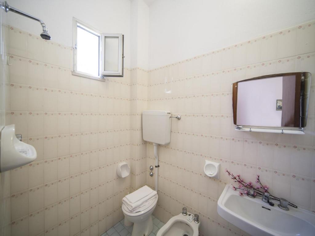 Hotel Colombo Riccione Bagian luar foto