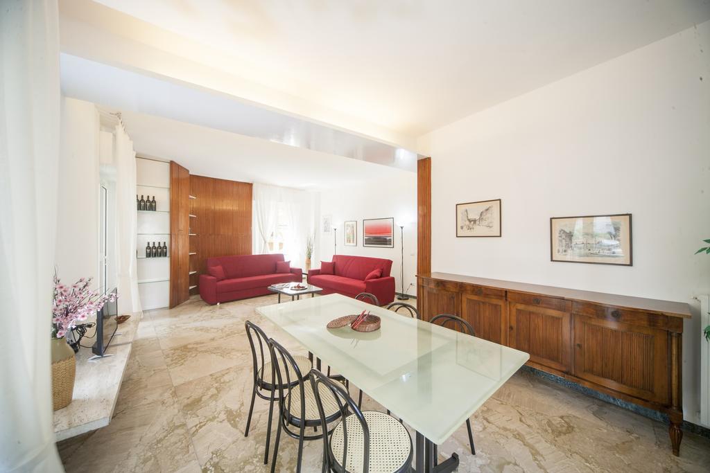 Hotel Colombo Riccione Bagian luar foto