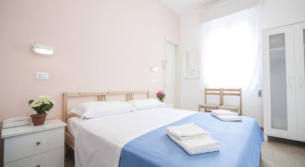 Hotel Colombo Riccione Bagian luar foto